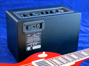 Blackstar ID_Core Beam – back